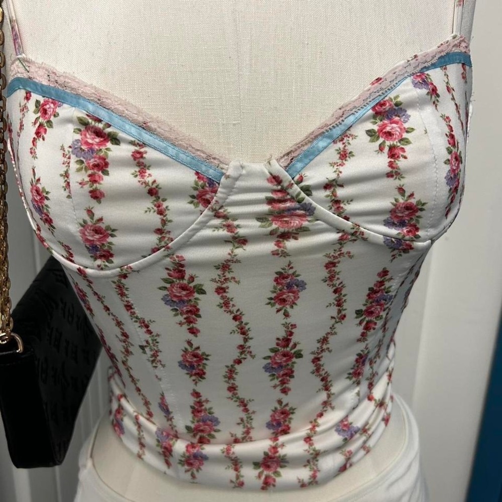 Edikted Indira Printed Cup Lace Corset - Picture 4 of 6